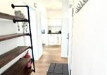 Location vacances Hambourg - Central Apartment for up to 10 Guests-4