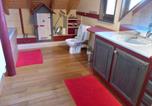 Location vacances  Allier - Chalet indépendant avec jardin et accès piscine près de St Pourçain - Fr-1-489-151-3