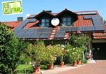 Location vacances  Gare de Straubing - Öko-Ferienwohnung im Landhaus Hübner-1