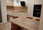 Location vacances Aire-sur-la-Lys - Cozy apartment near and Auchan-4