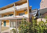 Location vacances Riviera dite de Makarska - Apartments with parking space Makarska - 25826-1