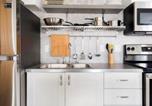 Location vacances  Canada - Stylishly Remodeled Queen Victoria Loft-4