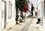 Location vacances Olhão - Zenit Budget Basicinn B&B Olhao ext prive bathroom-4