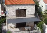 Location vacances Šestanovac - Holiday Home 5023 for 8 Pers in Pisak-3