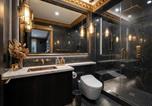 Hôtel Langley - Empress Palace Hotel & Stays-4