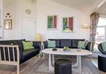 Location vacances Lønstrup - Three-Bedroom Holiday Home In Hjorring-2