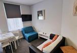 Location vacances  Gare de Norwich - 1st floor riverview 1 Br flat with parking-1