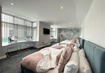 Location vacances  Gare nord de Blackpool - The Heritage Suite, Central Blackpool by Sasco-4