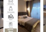 Location vacances  Le Christ de la Concorde - Golden-1