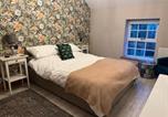 Location vacances Neath - Charming Valley Farmhouse for up to 6 guests-3