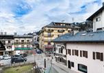 Location vacances Megève - Appartement 3 Ch. Rénové, Centre de Megève, Balcon, Cheminée, Parking, 3 min Télécabine Chamois - Fr-1-453-178-1