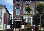 Location vacances Hounslow - Crompton Guest House-1