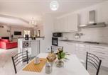 Location vacances Amelia - Lovely Home In Amelia With Kitchen-4