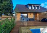 Location vacances Gouville-sur-Mer - Villa Jules Grand Gîte-1
