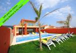 Location vacances Braga - Superb Esposende Villa 5 Bedrooms Villa Agobar Tennis Court-1