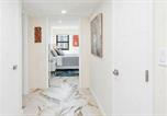 Location vacances Hollywood - Elegant Beachfront Two-Bedroom Residence with Ocean Views-3