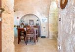 Location vacances  Province de Tarente - Trullo Rudy-2