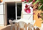 Location vacances Latour-Bas-Elne - Un coin au soleil avec terrasse et calme-1
