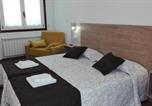 Location vacances Arzúa - Hostel Boente-1