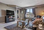 Location vacances Invermere - Cozy Mountain I Hot Tub & Pool I Close 2 Lake I Tv-3