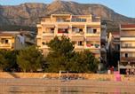 Location vacances Tučepi - Apartments by the sea Tucepi, Makarska - 24873-1