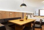 Location vacances Russbach am Pass Gschütt - Appartement Krippenstein mit Indoorpool und Sauna-2