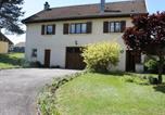 Location vacances Gerbépal - Maison tranquille avec cheminée près de Gérardmer - Fr-1-589-142-2