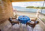 Location vacances Sućuraj - Apartments Juri-1