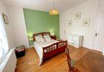 Location vacances Loches - Confort et Charme au Cœur de Loches - Gîte Tout Inclus avec Cour et Parking - Fr-1-381-572-4