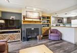 Location vacances  Quechee Gorge - Blissful Two bedroom Two bathroom Highridge A9 Condominium for Sport Center-3