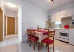 Location vacances Tučepi - Apartments and Rooms Happiness-4