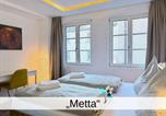 Location vacances Höchst - Ferienwohnung Metta - hochwertig sanierter Altbau mit Terrasse auf der Insel-1