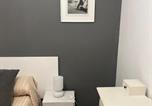 Location vacances Arenys De Mar - Hostal La Lluna-2