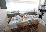 Location vacances Cowes - Penderic - 3 Bedroom Cowes Stay with Balcony & Panoramic Solent Views Close to Shops, Cafés, Sailing Clubs & Beach-3