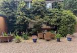 Location vacances Horley - Da Vinci Guest House & Guest Parking, A Real Gem-3