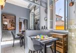 Location vacances Villefranche-sur-Mer - Belle etoile au coeur du village-2