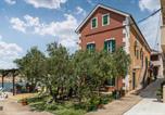 Location vacances Ploče - Amazing Apartment In Blace With House Sea View-2