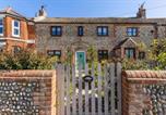 Location vacances Bacton - Norfolk - Cottage - Stay 8 - Pet Friendly - Garden-4