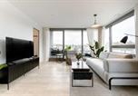 Location vacances  Luxembourg - City Luxury with City Views in Ville Haute-4