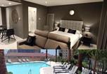 Location vacances Algeciras - New-Studio Apartments in Eurocity-Large Pool-Rock or Sea Views-Balcony-Free Parking-Holiday and Short Let Apartments in Gibraltar-1