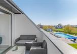 Location vacances Łeba - Nice Apartment In Nowecin With Sauna-2