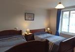Location vacances Pulney - Gîte convivial avec 3 chambres, proche du patrimoine historique, cour et équipements inclus - Fr-1-589-38-4