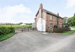 Location vacances Kington - 2 Siluria Cottage-1