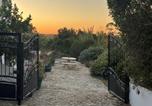 Location vacances  Salir - Casa no Limoeiro, Stylish Countryside Retreat Near-2