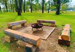 Location vacances Pokolbin - Blaxlands Kangaroo Homestead with Hot Tub walk to Concerts and Wineries-4