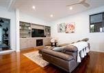 Location vacances Marks Point - The Emerald Bower Peaceful Kilaben Bay Hideaway-3