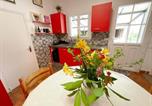 Location vacances Loches - Confort et Charme au Cœur de Loches - Gîte Tout Inclus avec Cour et Parking - Fr-1-381-572-3