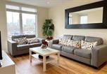 Location vacances Manchester - Modern 2-Bed City Living with Private Balcony-1