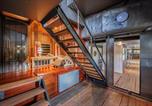 Location vacances  Walloon Brabant Province - An incredible houseboat on a heavenly river-2