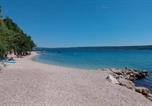 Location vacances Posedarje - Seaside house with a swimming pool Posedarje, Novigrad - 25193-3